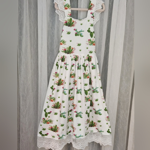 Think Pink Soft Green Cacti Floral White Dress w/Lace Hem&Shoulder, Size 8, NWT - Picture 3 of 7